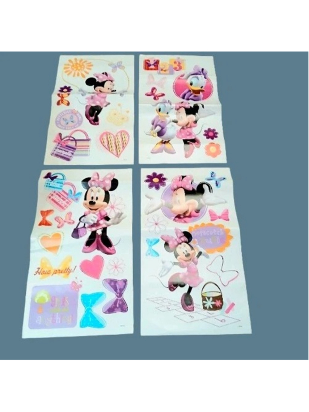 **Roommates Disney Wall Decals** Minnie Daisy - 33 Pieces